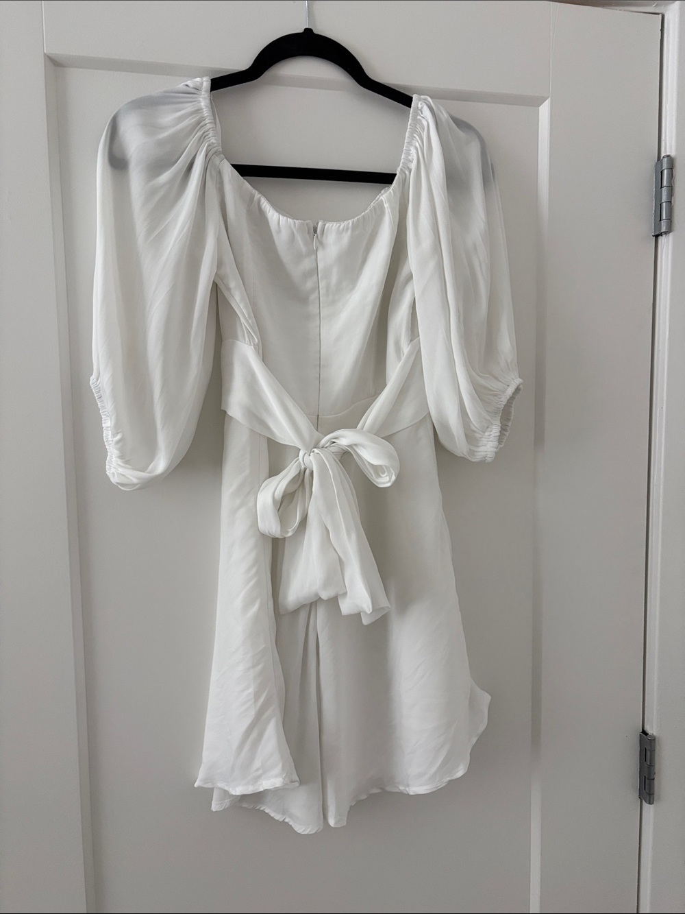 Hello Molly Fate Found Us White Dress size Medium - Picture 4 of 4
